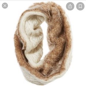 NWOT Faux Fur Infinity Scarf